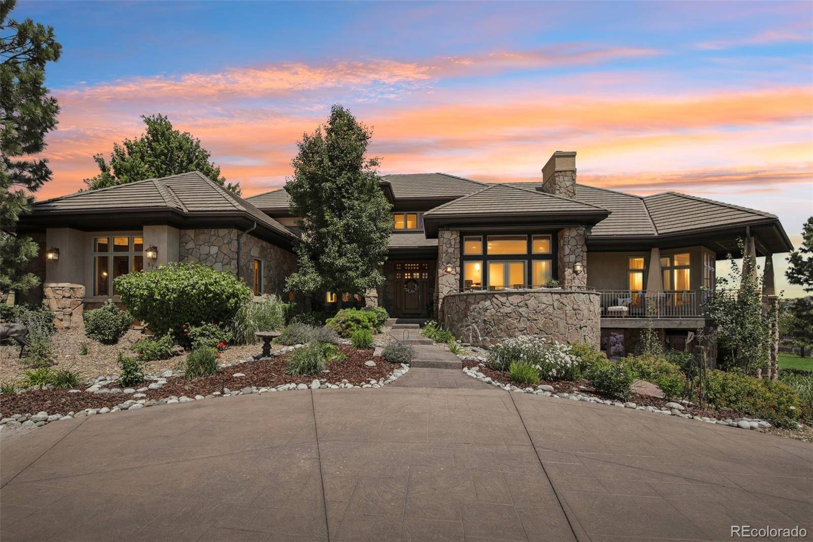 9737 Elkhorn ST, Littleton, CO 80127