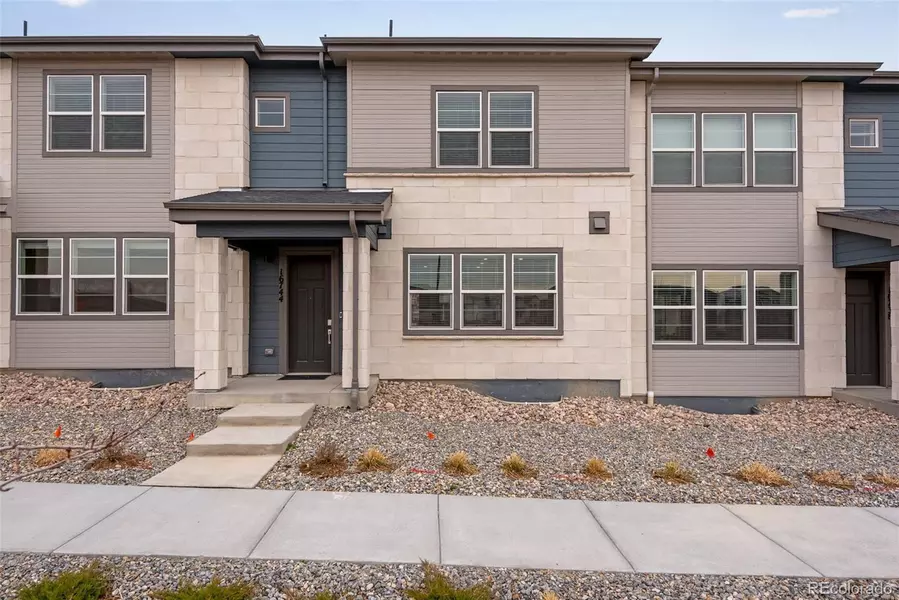16744 W 93rd PL, Arvada, CO 80007