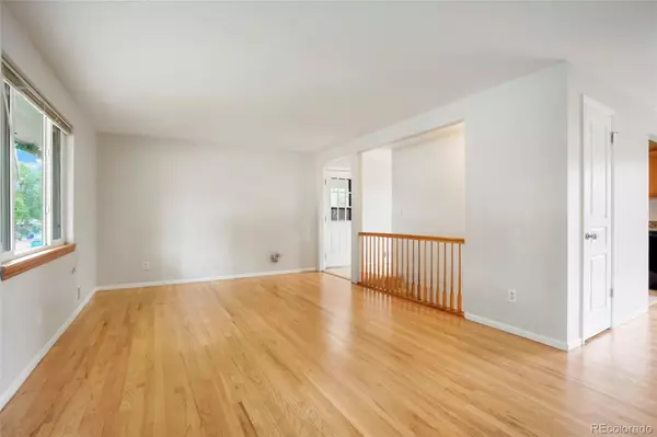 Centennial, CO 80121,6698 S Wellington CT