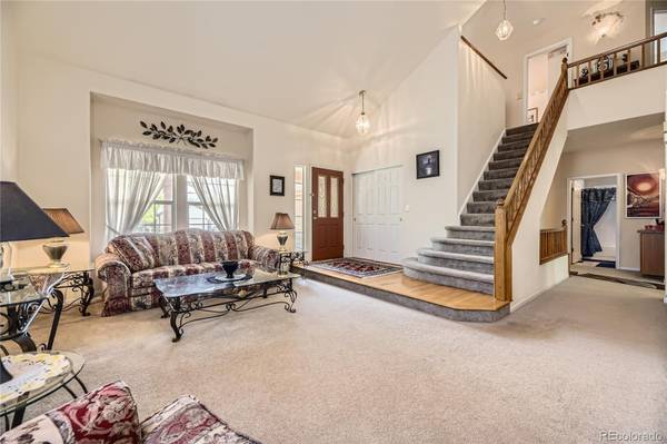 9001 W Chatfield DR, Littleton, CO 80128