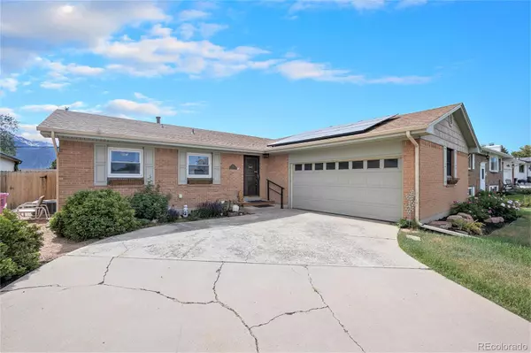 Colorado Springs, CO 80904,902 Crown Ridge DR