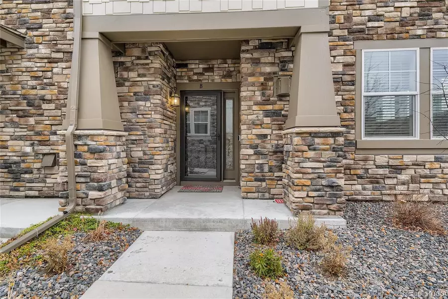 24906 E Calhoun PL #B, Aurora, CO 80016