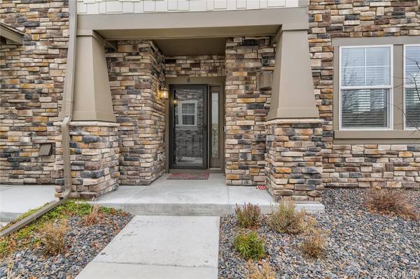 24906 E Calhoun PL #B, Aurora, CO 80016