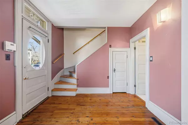 Denver, CO 80205,1038 29th ST