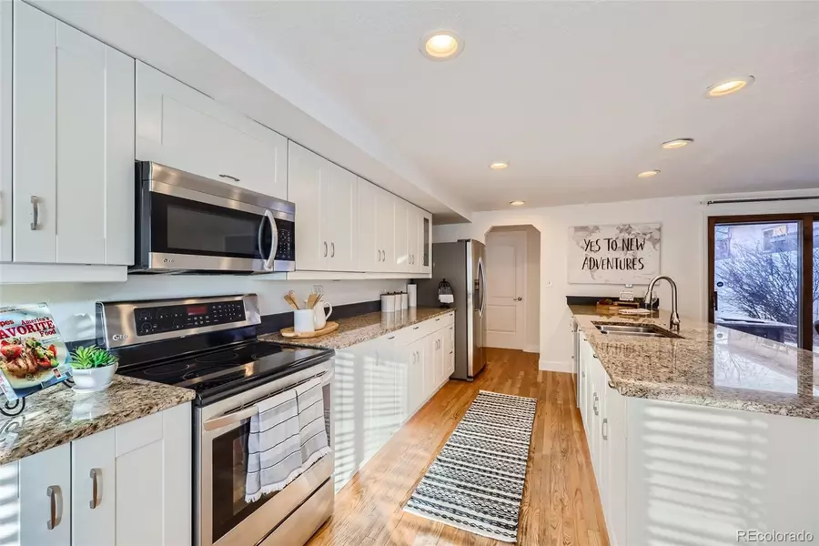 462 Anderson ST, Castle Rock, CO 80104
