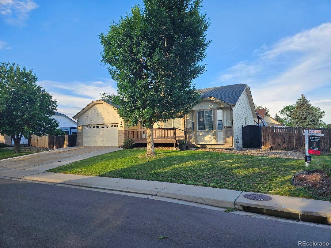 Aurora, CO 80011,808 Idalia ST