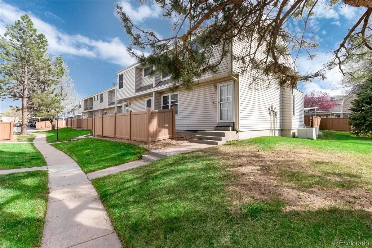 Centennial, CO 80121,4216 E Maplewood WAY