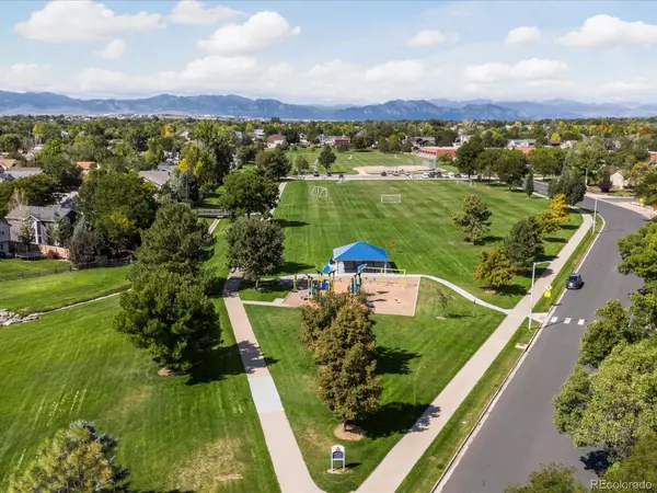 Broomfield, CO 80020,4322 Hawthorne DR