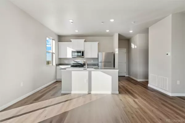 Strasburg, CO 80136,3047 Oxley ST