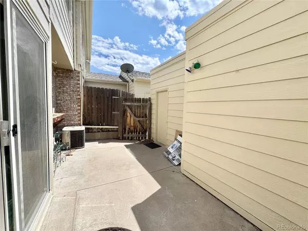 Centennial, CO 80122,7592 S Cove Circle CIR