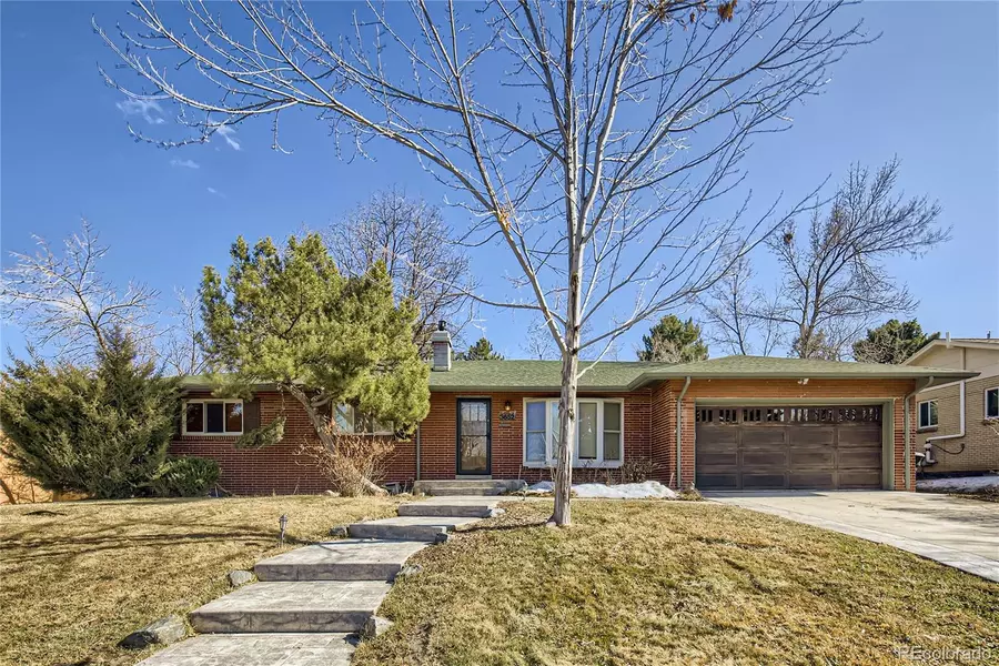 3652 S Grape ST, Denver, CO 80237