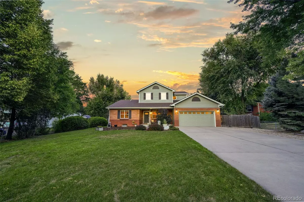 Lakewood, CO 80214,720 Emerald LN