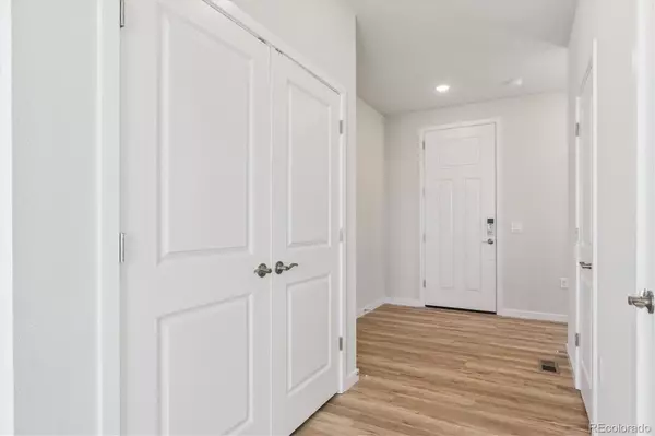 Elizabeth, CO 80107,4294 Gozzer Ranch DR