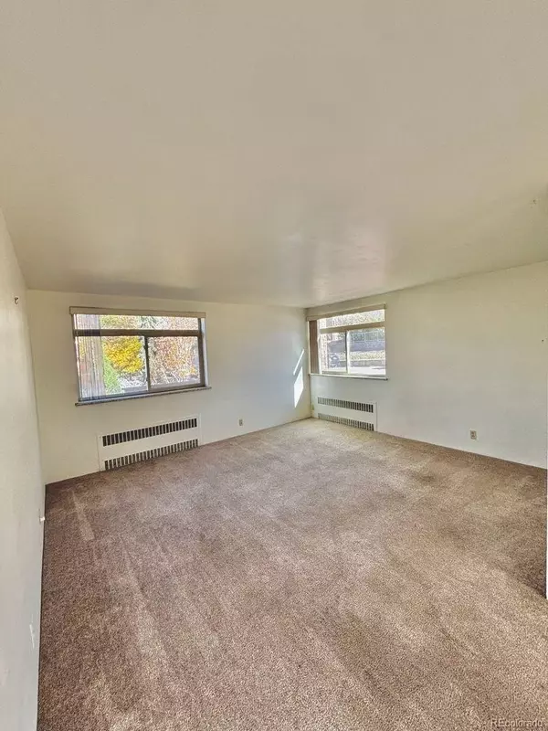 Golden, CO 80401,1221 Illinois ST #1E