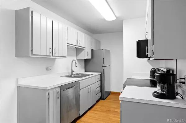 Golden, CO 80401,16359 W 10th AVE #X6