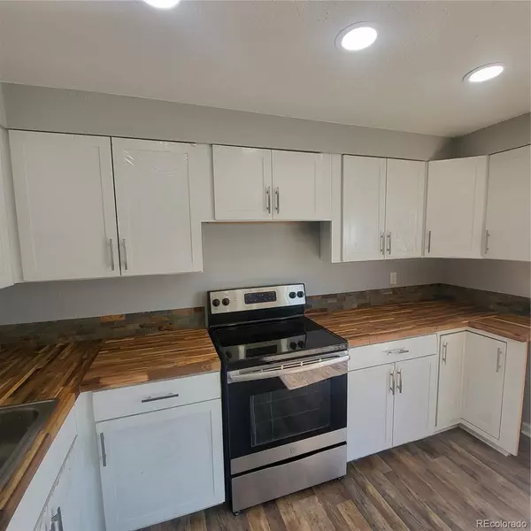 Aurora, CO 80012,14021 E Utah CIR