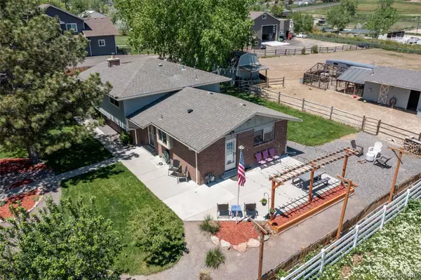 16225 W 74th DR, Arvada, CO 80007