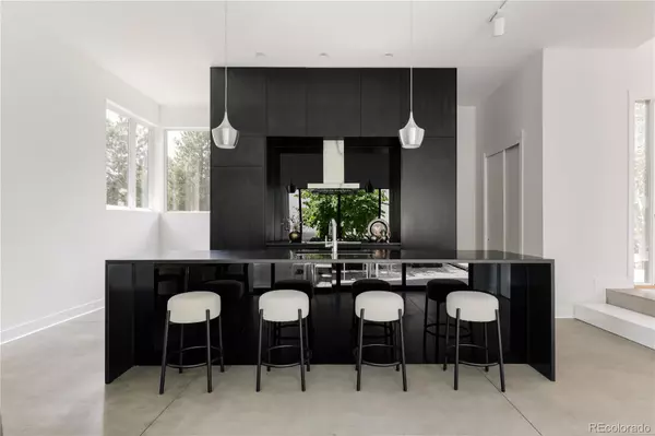 Littleton, CO 80120,5916 S Sycamore ST