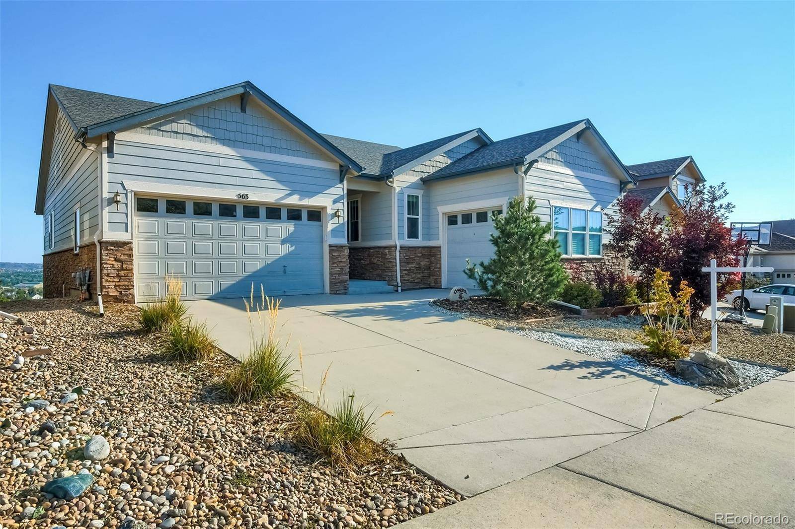 563 Scottish PL, Castle Rock, CO 80104