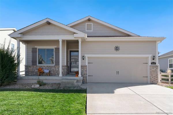 5640 West View CIR, Dacono, CO 80514