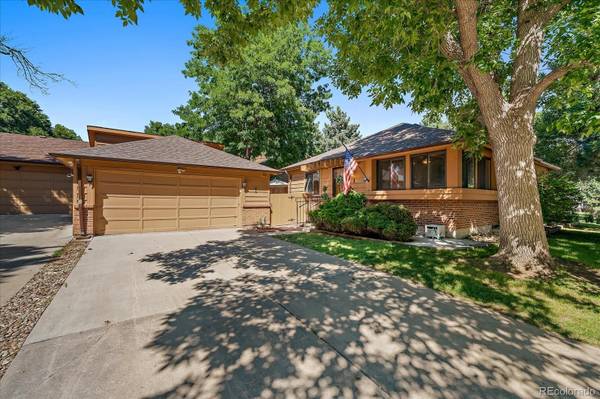 1 S Eagle CIR, Aurora, CO 80012