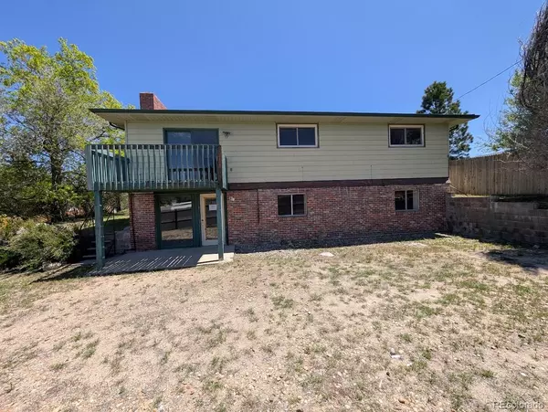 Elizabeth, CO 80107,327 S Pine ST