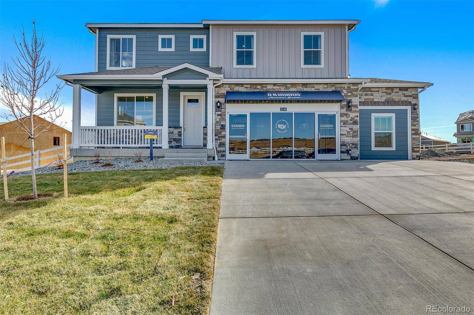 2248 Rosette LN, Castle Rock, CO 80104