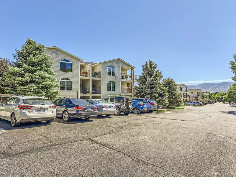 1638 S Deframe ST #C2, Lakewood, CO 80228