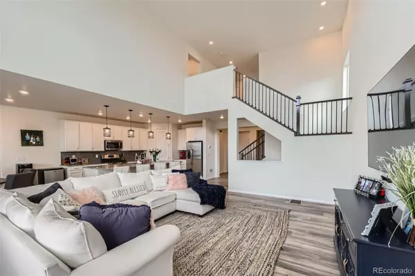 Elizabeth, CO 80107,935 Peach Leaf LN