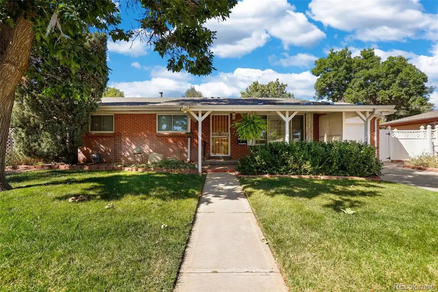 3187 Uvalda ST, Aurora, CO 80011