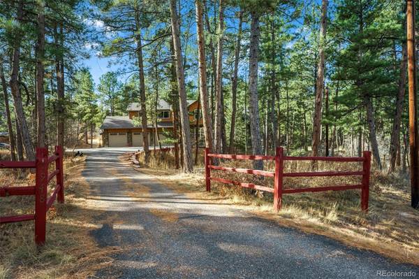 Larkspur, CO 80118,1948 Silverheels DR