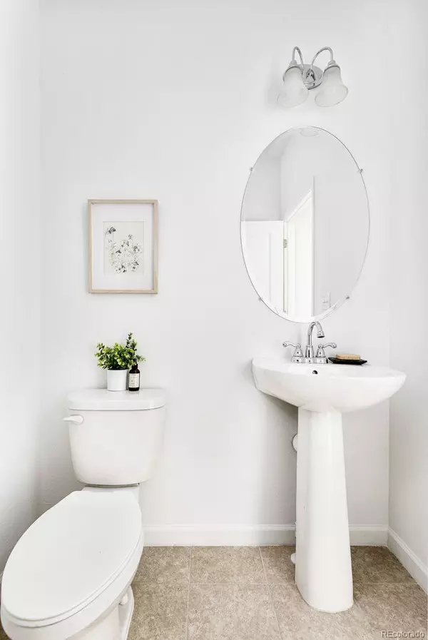 Aurora, CO 80013,3673 S Lisbon CT