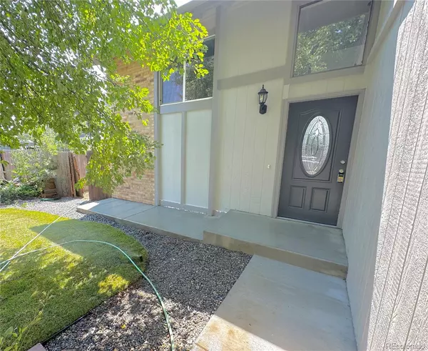 Aurora, CO 80013,18950 E Kent CIR