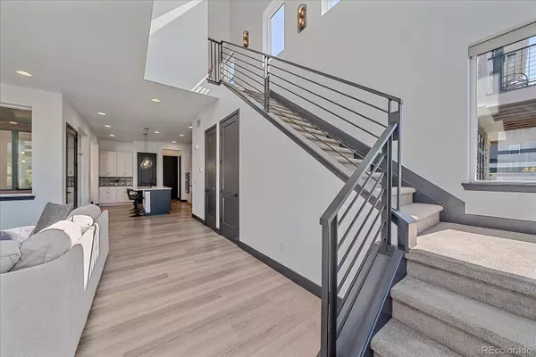 Aurora, CO 80019,6047 N Nepal CT