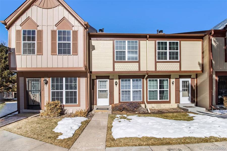 14232 E Hawaii CIR #D, Aurora, CO 80012