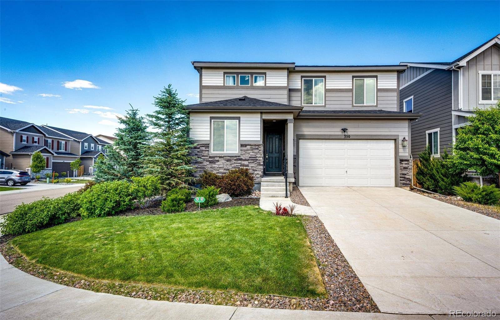 350 Vista Cliff CIR, Castle Rock, CO 80104