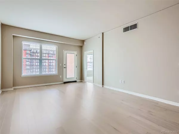 Denver, CO 80203,1975 N Grant ST #810