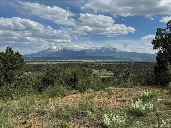 Seneca Circle, Walsenburg, CO 81089