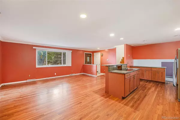 Lakewood, CO 80232,1272 S Jellison ST