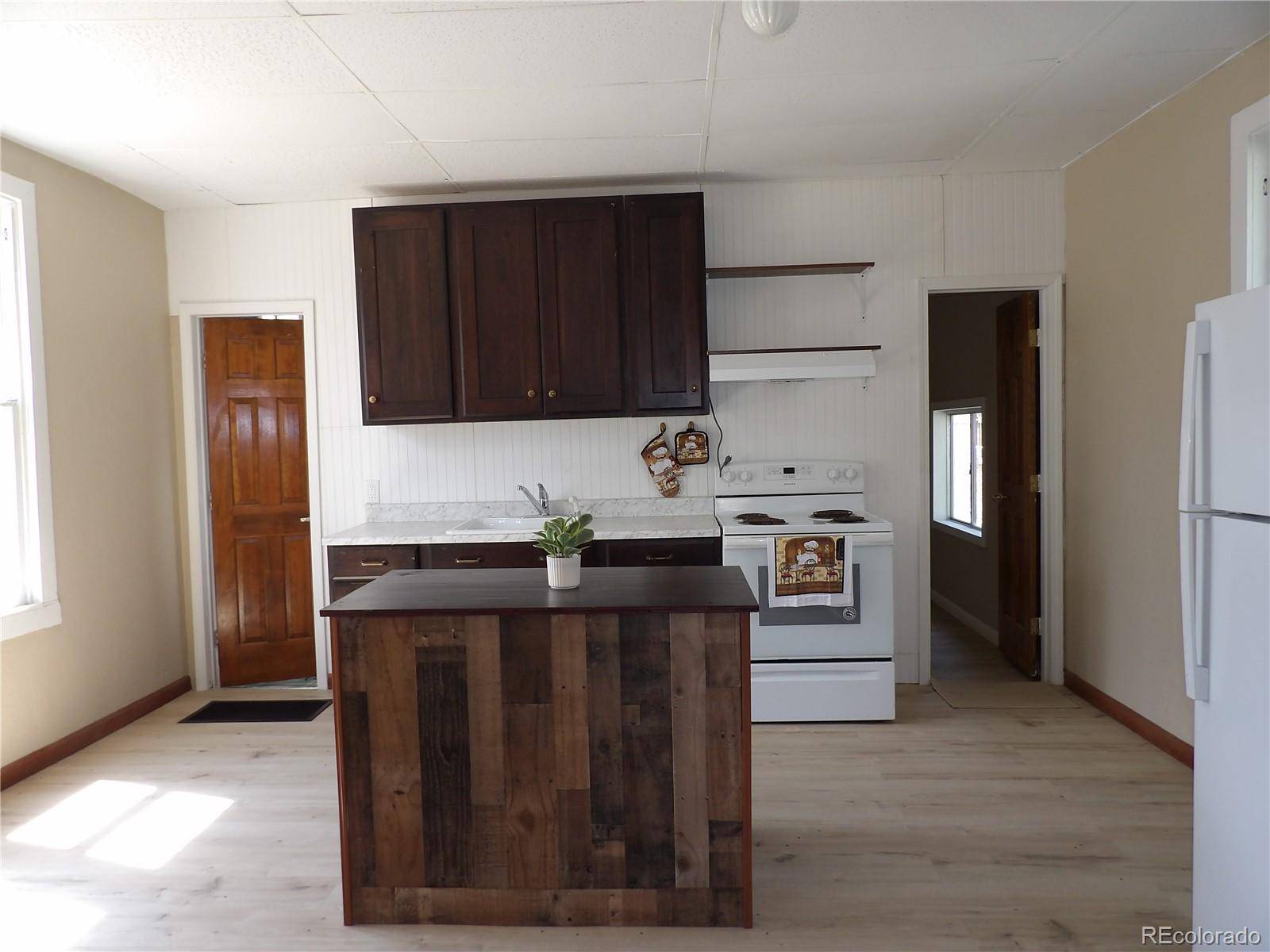 La Junta, CO 81050,324 Lewis AVE