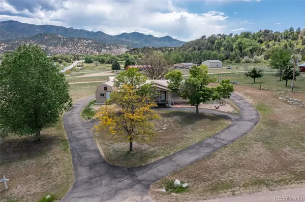 Howard, CO 81233,246 Loop DR