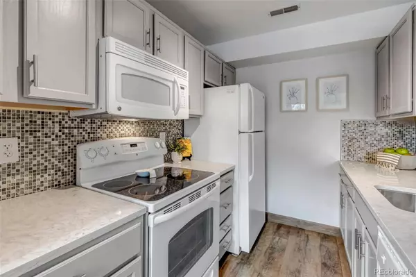 Centennial, CO 80112,6711 S Ivy WAY #A2