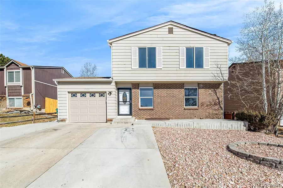 17231 E Oberlin PL, Aurora, CO 80013