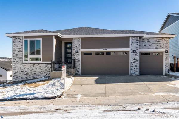 2898 Morningbird LN, Castle Rock, CO 80109