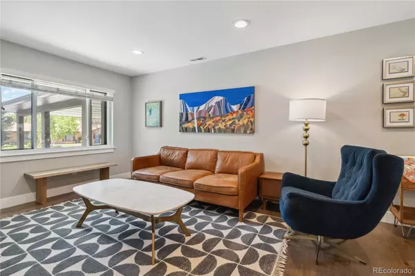 Denver, CO 80222,3040 S Dexter WAY