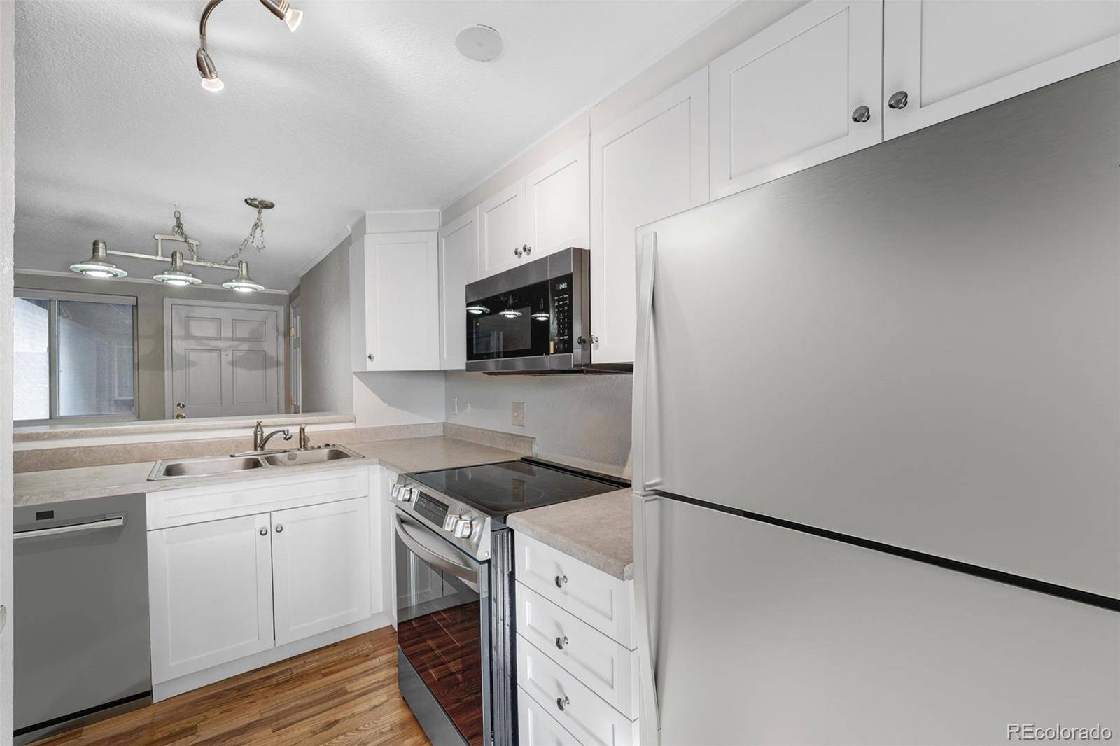 Denver, CO 80203,336 N Grant ST #408