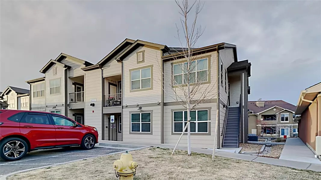 4777 Copeland CIR #102, Highlands Ranch, CO 80126