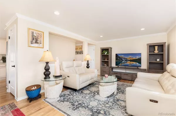 Centennial, CO 80121,6582 S Sherman ST