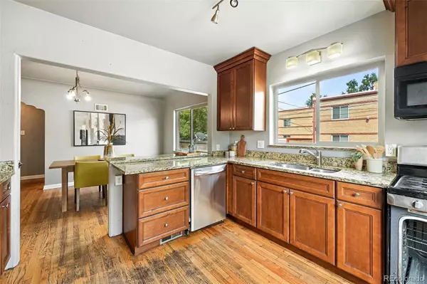 Denver, CO 80220,1554 Fairfax ST