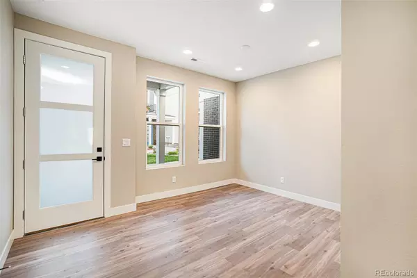 Denver, CO 80247,888 S Valentia ST #103